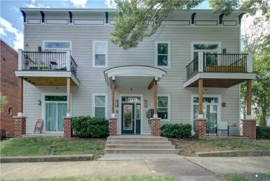 Main picture of 1020 Porter St