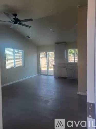 Main picture of 1640 Fantasy Ct