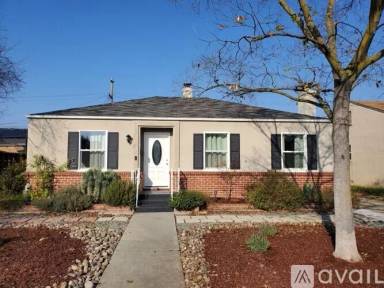 Main picture of 17 W Mendocino Ave