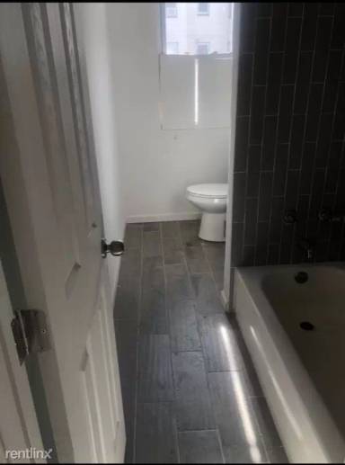 Main picture of 51 Stuyvesant Ave