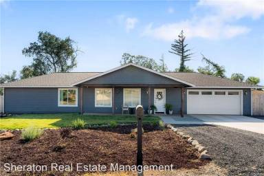 Main picture of 5223 Squire Ln