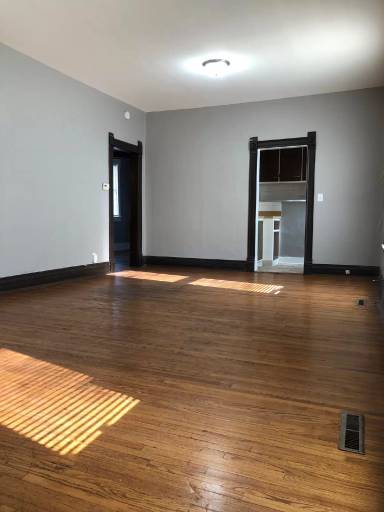 Main picture of 1928 S 10th St