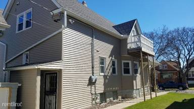 Main picture of 2923 S 15th St