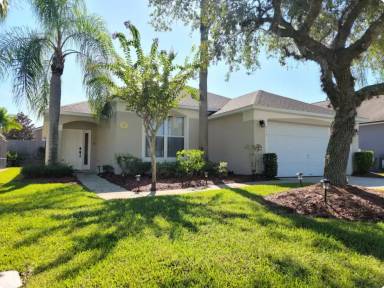 Main picture of 913 Lake Berkley Dr