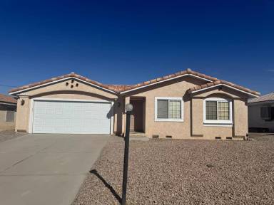 Main picture of 1597 Kyle Ave