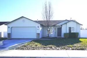 Main picture of 415 W Whitetail Ct