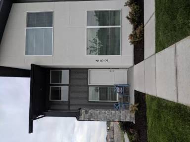 Main picture of 415 W 85 S