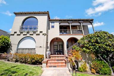 Main picture of 538 Prince St