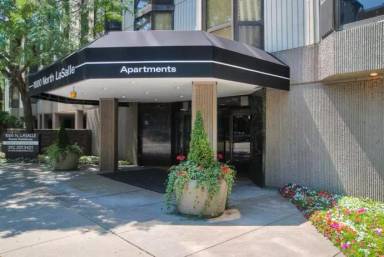 Main picture of 1000 North LaSalle Apartments