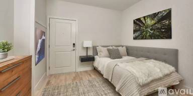 Main picture of 402 Claremont Ave