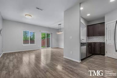 Main picture of 1316 NE 83rd Dr