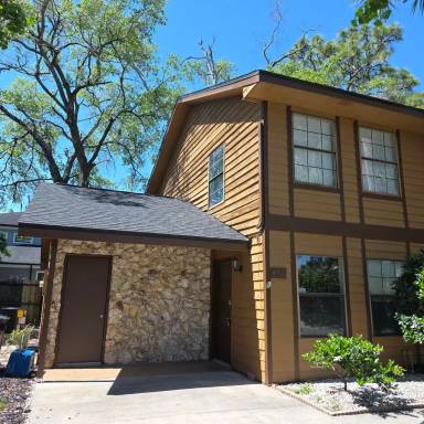 Main picture of 484 Tamarac St