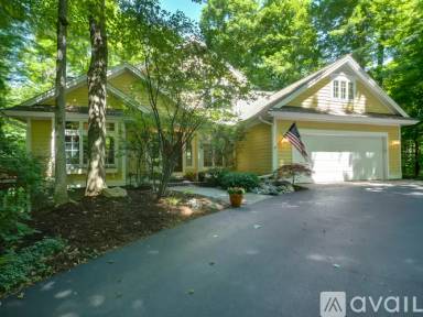 Main picture of 8940 Sunset Cir