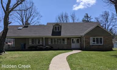 Main picture of 765 Hillcrest Cir