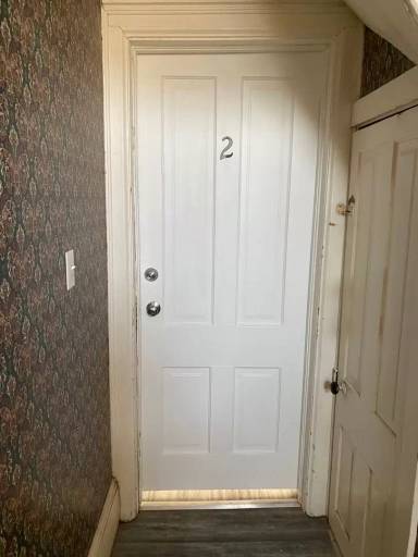 Main picture of 902 N Harrison St