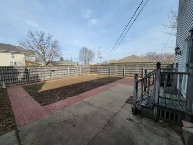 Main picture of 420 Franklin St