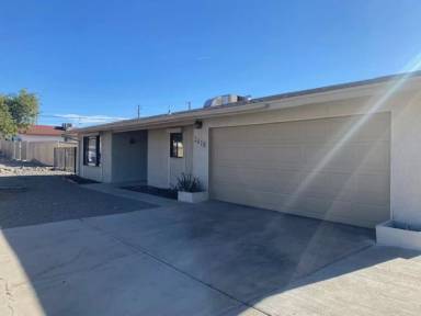 Main picture of 2410 College Dr