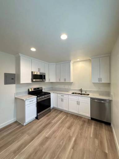 Main picture of 7924 2nd St
