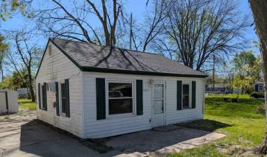 Main picture of 5021 Christiansen Rd