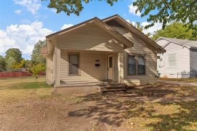 Main picture of 1709 E Chaffin St