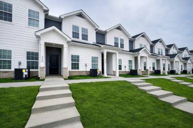 Main picture of 4700 Prosperity Church Rd