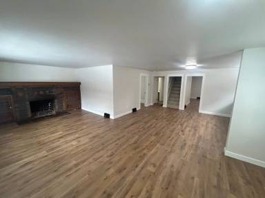 Main picture of 710 S Oak St
