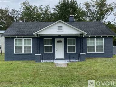 Main picture of 260 N Terrell St