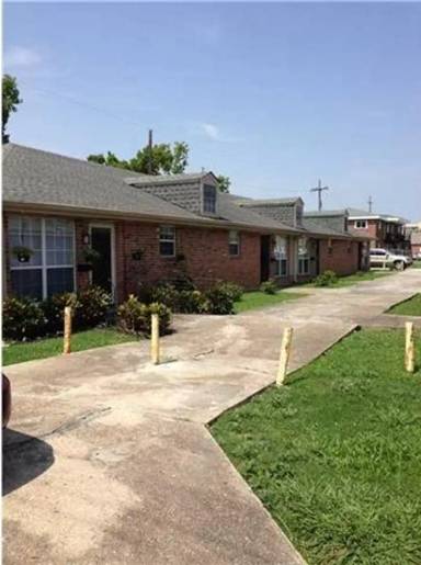 Main picture of 4108 Saint Bernard Ave