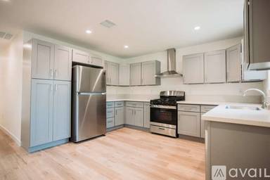 Main picture of 9127 1/2 Hightree St