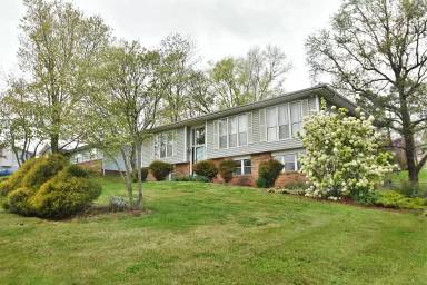 Main picture of 11921 Midhurst Dr