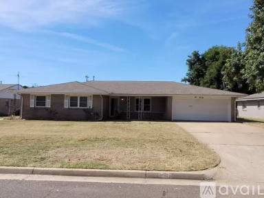 Main picture of 210 Kelly Dr