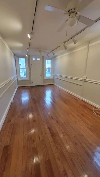 Main picture of 328 E Patrick St