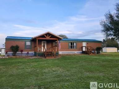 Main picture of 332 N Park Ln