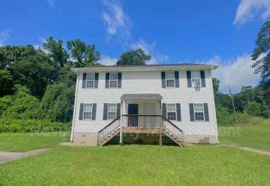 Main picture of 160 Smith Ave