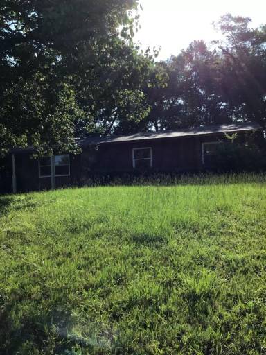 Main picture of 1040 Amber Dr