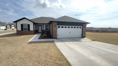 Main picture of 12432 Armstrong Dr