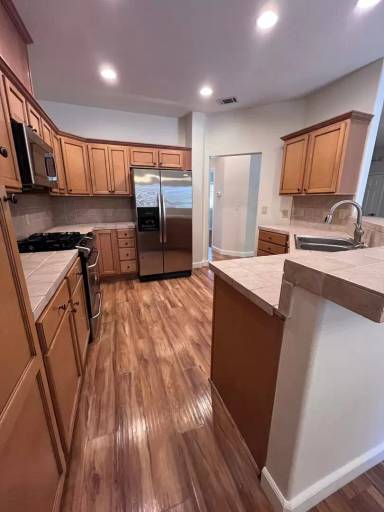 Main picture of 9292 Loma Ln