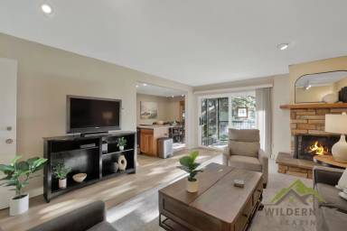 Main picture of 140 E La Bonte St