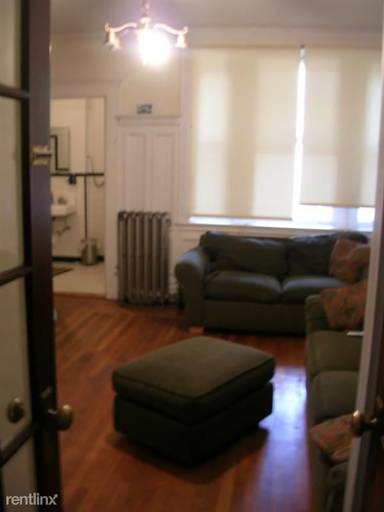 Main picture of 84 Fenway