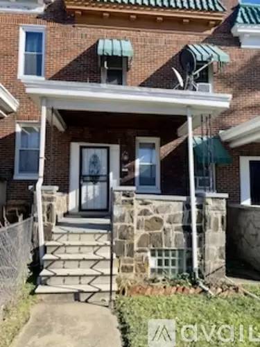 Main picture of 2307 N Pulaski St