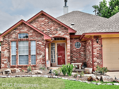 Main picture of 1913 Foxfire Rd