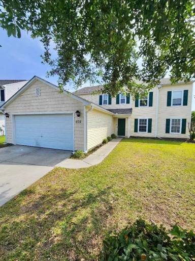 Main picture of 608 Twisted Willow Ct