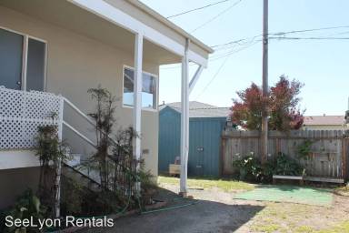 Main picture of 248 S Ocean Ave