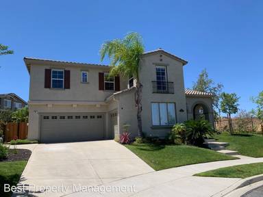 Main picture of 451 Iron Club Dr