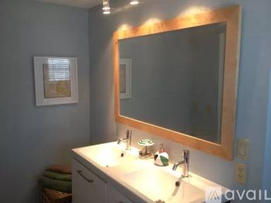 Main picture of 214 Humpty Dumpty Dr