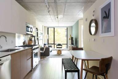Main picture of 2112 Market Street