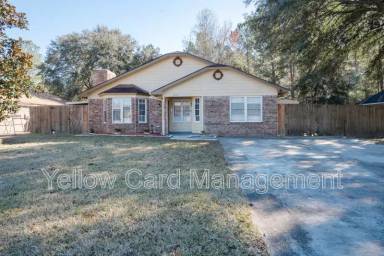 Main picture of 813 E Oxford Ln