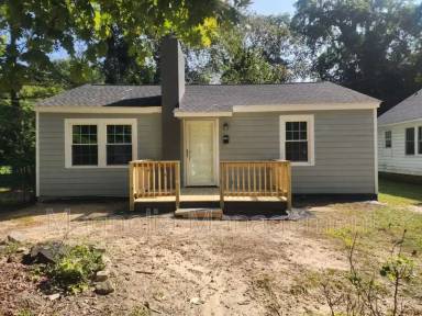 Main picture of 216 Zollicoffer Ave