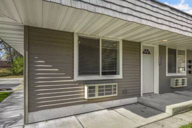 Main picture of 3315 Wells Ave