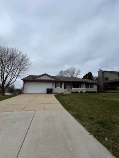 Main picture of 3274 Thames Ln